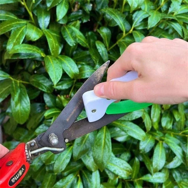 🔥 Hot Sale- 45% OFF-Outdoor Portable Knife Sharpener